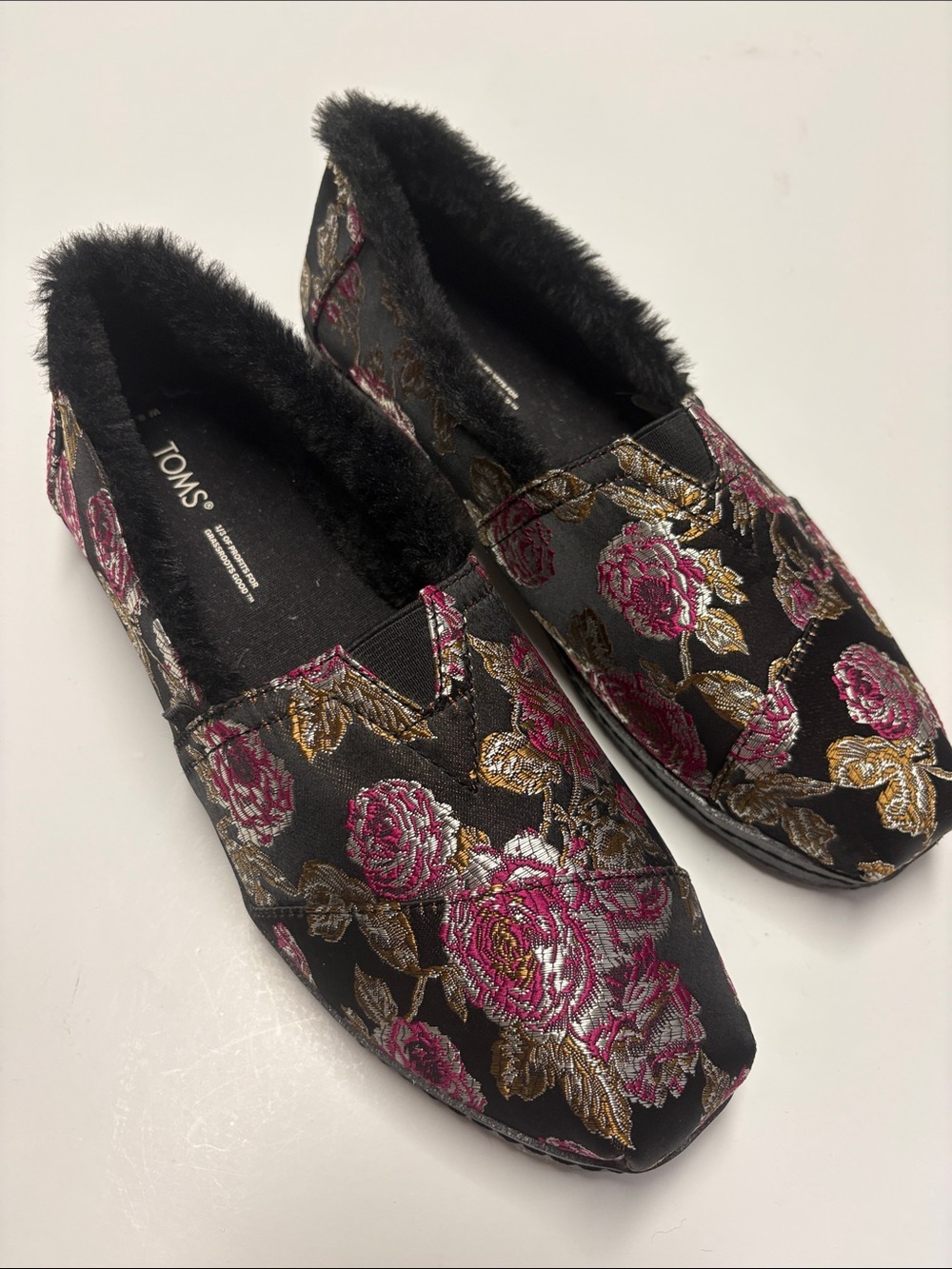 Toms Black Slip-On Moccasins with Pink and Gold Floral Embroidery women’s 8.5